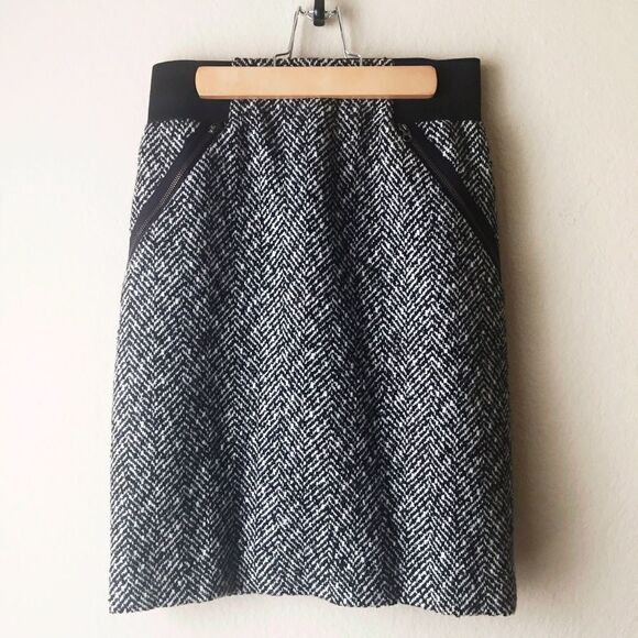 ✨HP ✨Halogen Wool Blend Pencil Skirt✨ - Picture 3 of 5